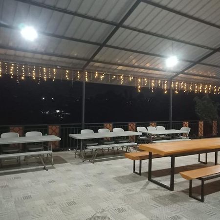 Villa Chacha At Macarena, Megamendung Zewnętrze zdjęcie