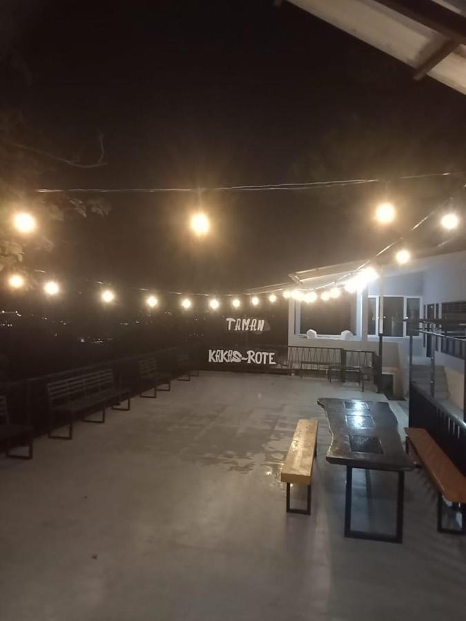 Villa Chacha At Macarena, Megamendung Zewnętrze zdjęcie